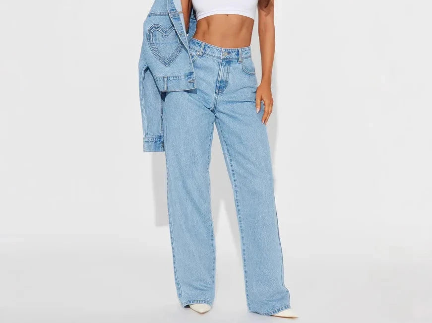 2026 New Arrival Women's High Waist Loose Straight-Leg Jeans with Heart Flap Design Washed Look for Slimming Effect