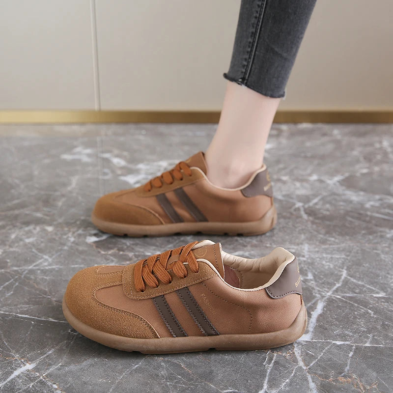 2026 New Autumn Women's Shoes Comfortable Casual Shoes College Style Wide Toe Soft Flat Shoes Outdoor Casual Sports Shoes