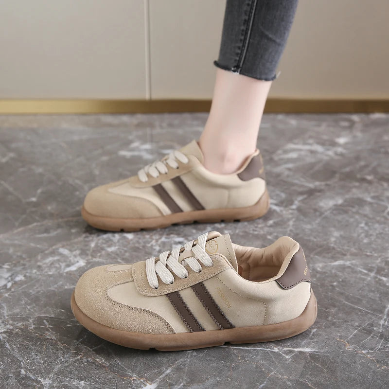 2026 New Autumn Women's Shoes Comfortable Casual Shoes College Style Wide Toe Soft Flat Shoes Outdoor Casual Sports Shoes