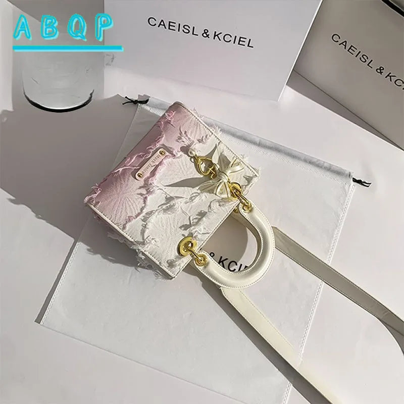 Women's Handbag Elegant Synthetic Crossbody Golden-Tone Hardware Closure 2025 New Design for Parties Luxury Shoulder Purse